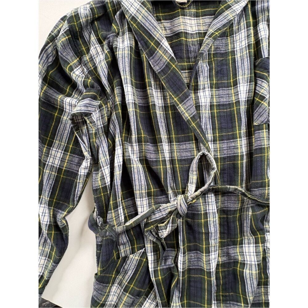 L.L. Bean Flannel Robe Large - Picture 7 of 13